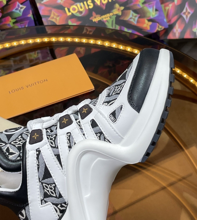 Louis Vuitton Sneakers